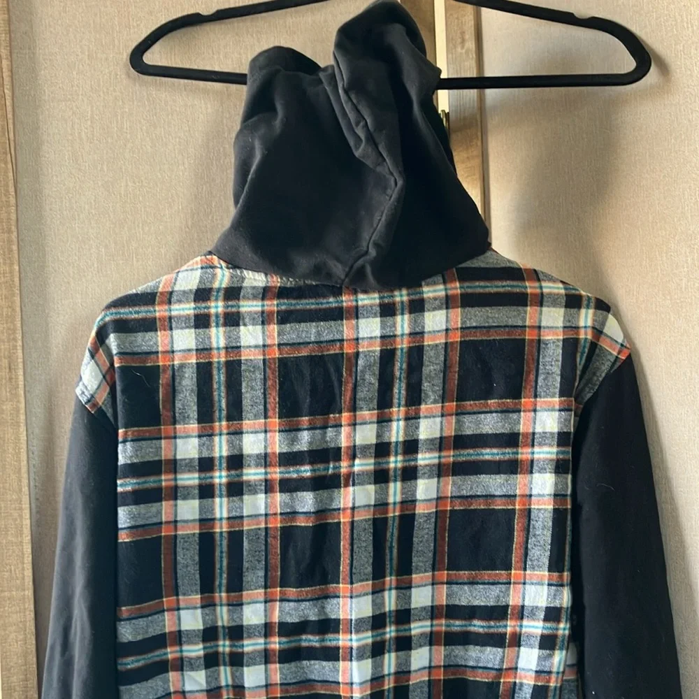 FINAL MARKDOWN Ambiance Multicolor Plaid hooded blouse large - Picture 9 of 10
